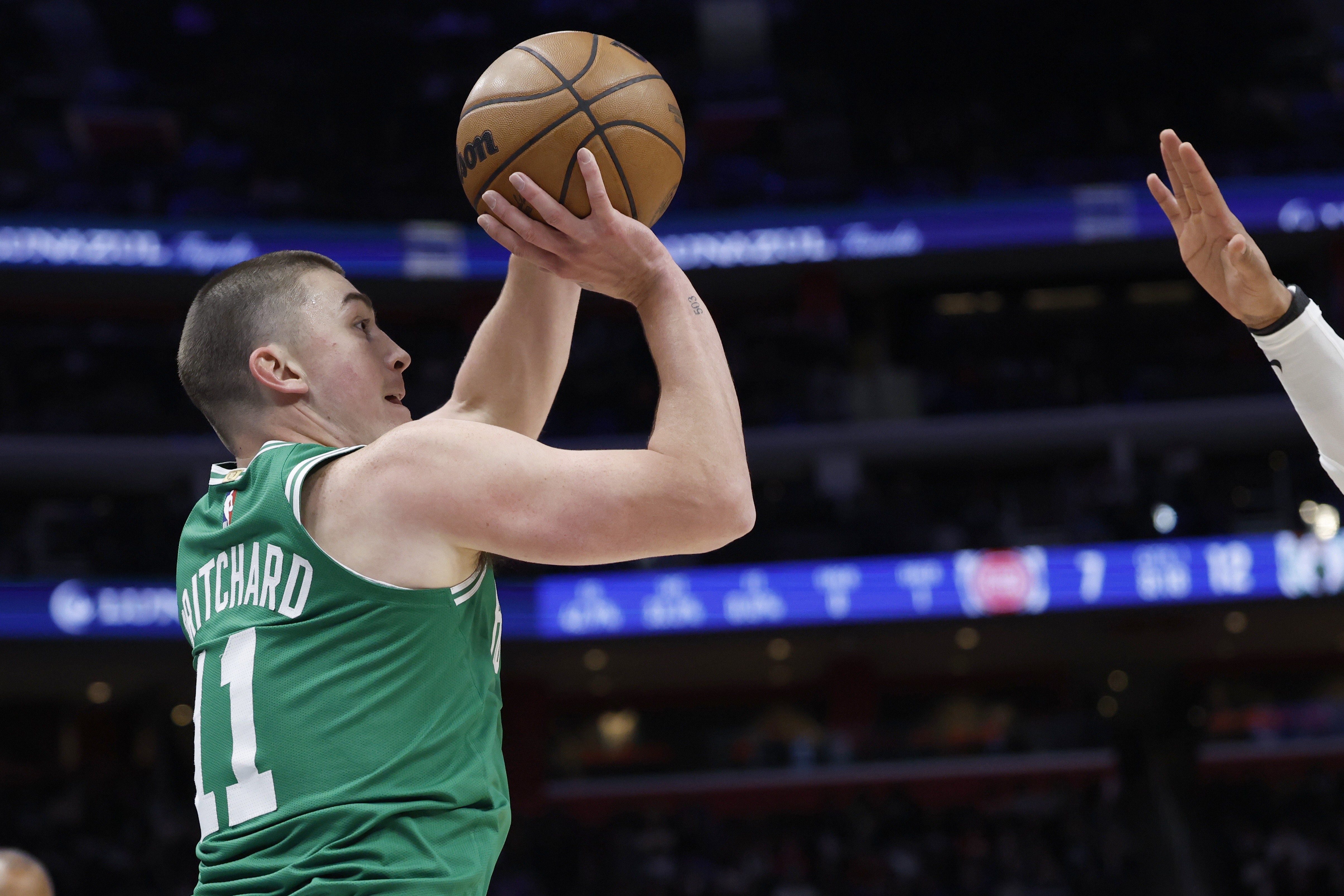 PG电子模拟器-1米85乱杀！布朗&amp;普理查德击穿湖人外防线 防守硬度是致命差距